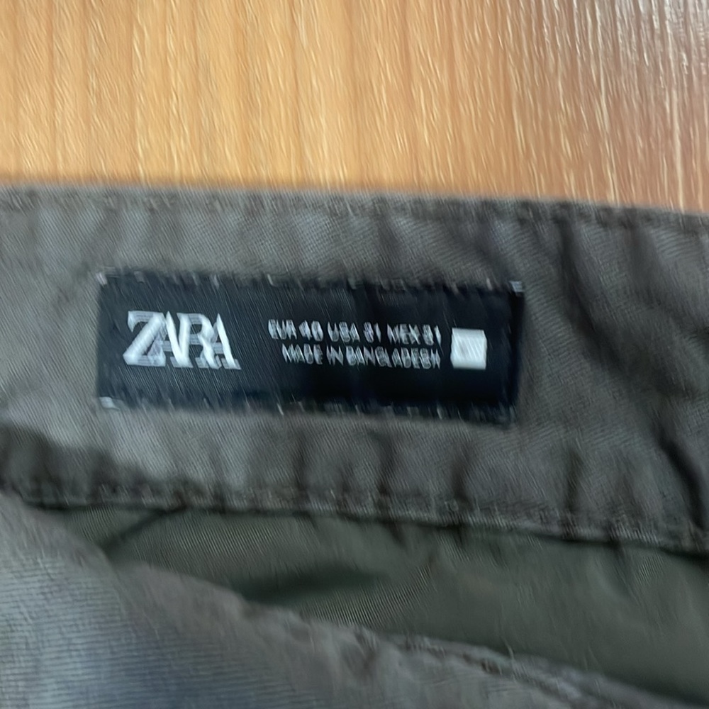 ZARA MENS WIDE LEG DISTRESSED PANTS - Picture 3 of 3